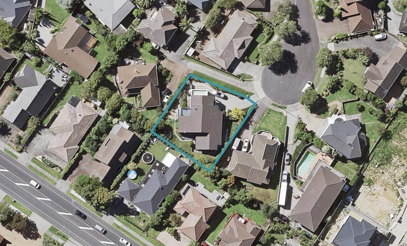 31 Leicester Parade, Somerville, Manukau - Carousel 1