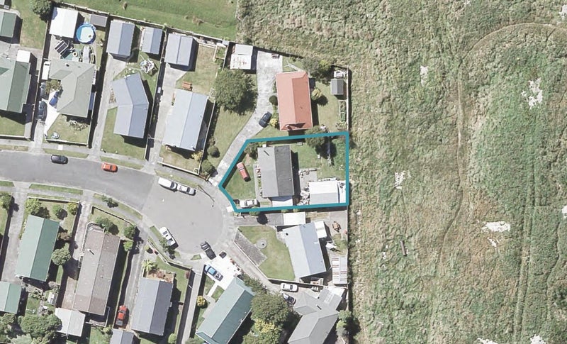 19 Rakaia Grove, Wainuiomata, Lower Hutt - Carousel 1