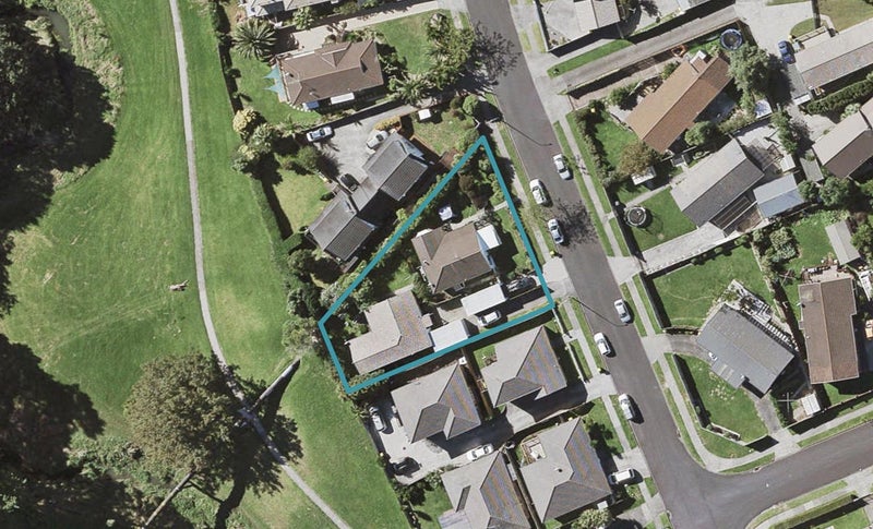 1/47 De Quincey Terrace, Highland Park, Auckland - Carousel 1