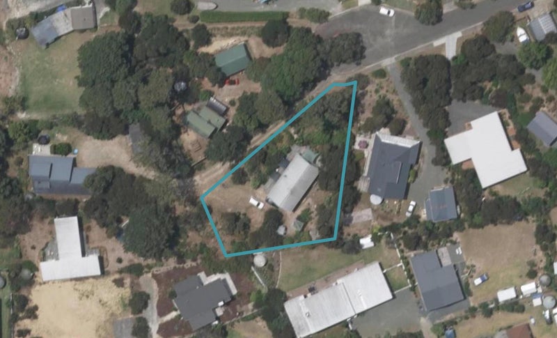 9 Pohutukawa Place, Mangawhai Heads, Mangawhai - Carousel 1