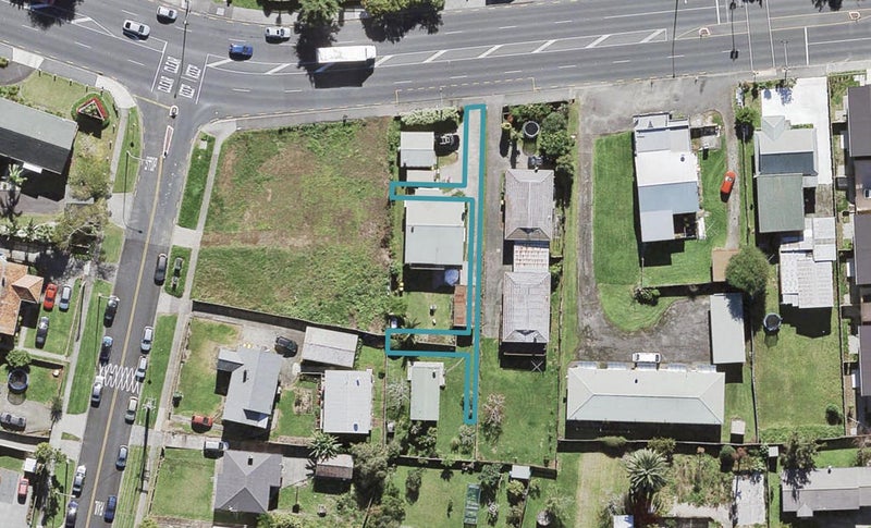 10/3226 Great North Road, New Lynn, Auckland - Carousel 1