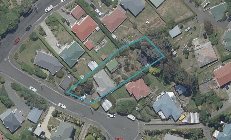 3 Watkin Street, Pine Hill, Dunedin - Carousel 1