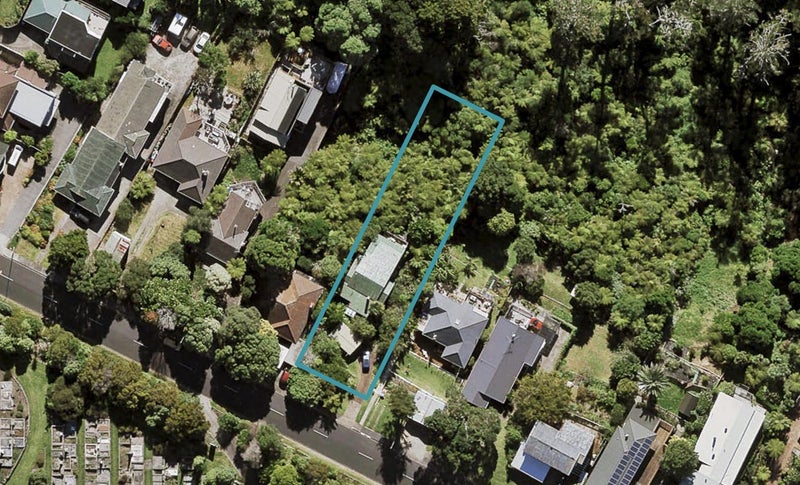 12 Goodall Street, Hillsborough, Auckland - Carousel 1