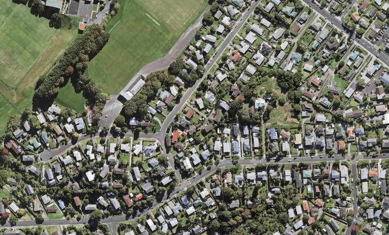 36C Waverley Avenue, Glenfield, Auckland - Carousel 1