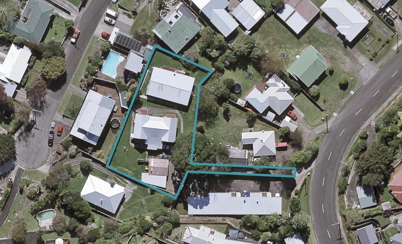 48A Queens Road, Glen Avon, New Plymouth - Carousel 1