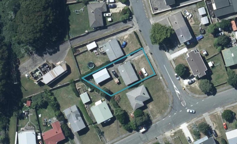 3 Waihemo Street, Waitangirua, Porirua - Carousel 1