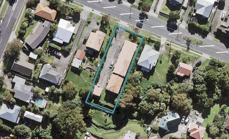1/12 Rimu Street, New Lynn, Auckland - Carousel 1