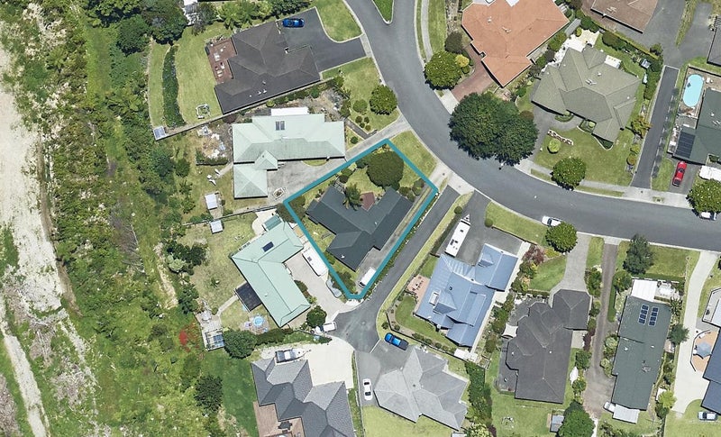 91 Stableford Drive, Pyes Pa, Tauranga - Carousel 1