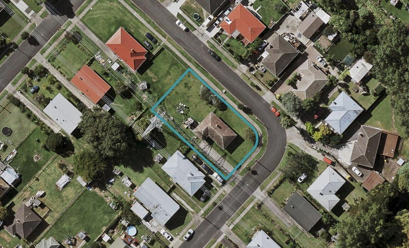 9 Ingram Crescent, Otara, Auckland - Carousel 1