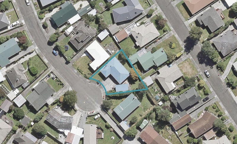 11 Parera Grove, Heretaunga, Upper Hutt - Carousel 1