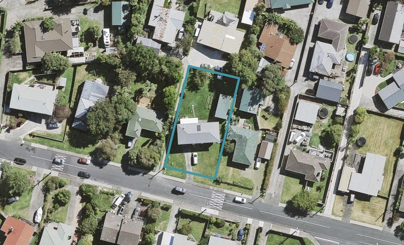 13 Woodvale Road, Glen Eden, Auckland - Carousel 1