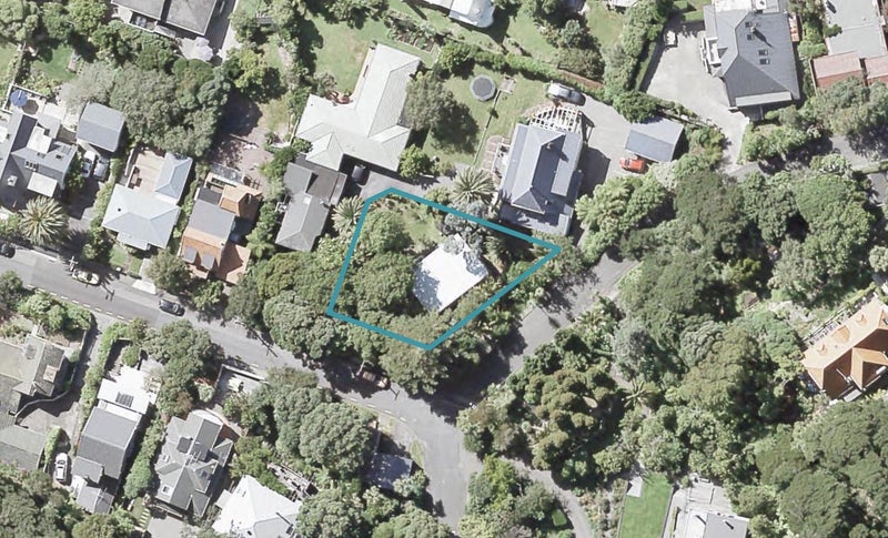 25 Moana Road, Days Bay, Lower Hutt - Carousel 1