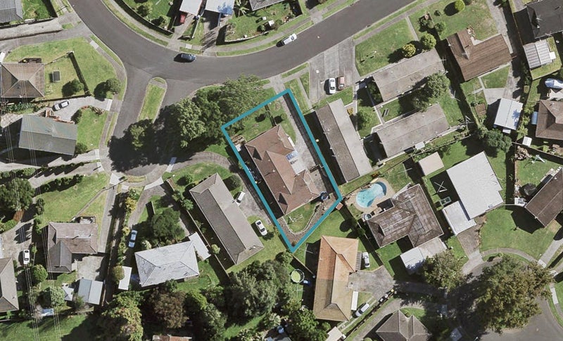 1/16 Challen Close, Conifer Grove, Takanini - Carousel 1