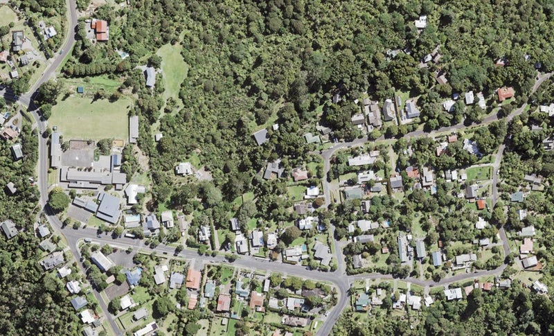 11A Tane Road, Laingholm, Auckland - Carousel 1