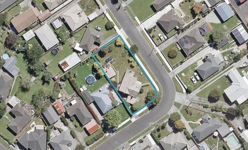 17 Byron Street, Trentham, Upper Hutt - Carousel 1