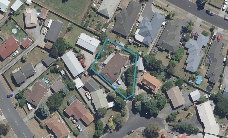 9 Dale Place, St Andrews, Hamilton - Carousel 1