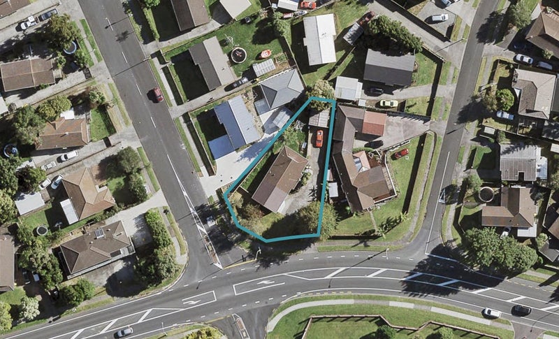 235 Mahia Road, Wattle Downs, Auckland - Carousel 1
