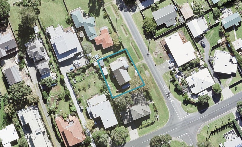 6 Cross Street, Manly, Whangaparāoa - Carousel 1