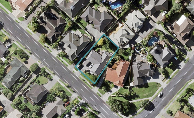 22 Nicholas Road, Somerville, Manukau - Carousel 1