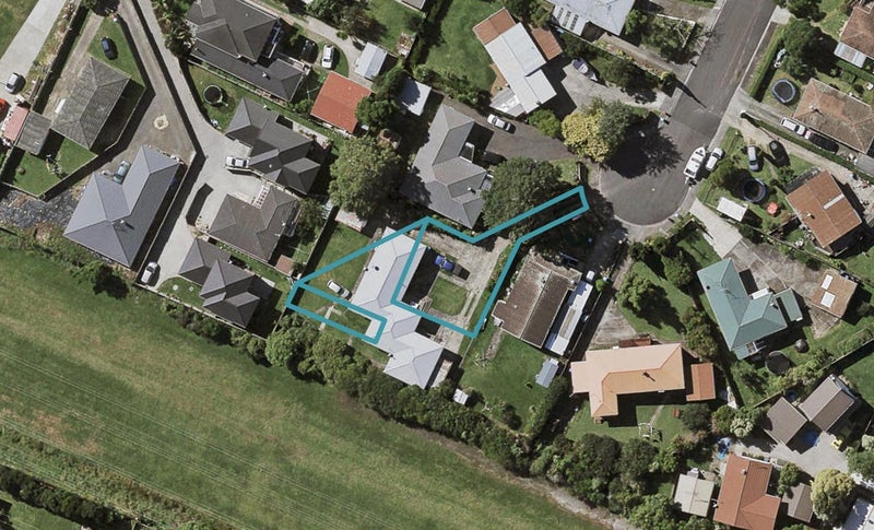5/7 Allen Road, Mount Wellington, Auckland - Carousel 1