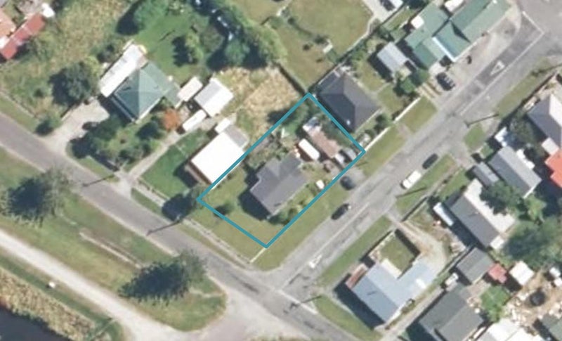 61 Nelson Quay, Cobden, Greymouth - Carousel 1