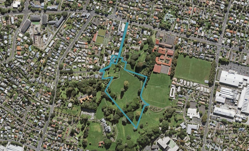 22 Budock Road, Hillsborough, Auckland - Carousel 1