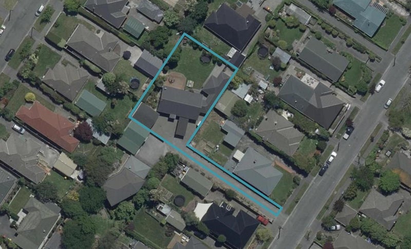 13 Torquay Place, Bryndwr, Christchurch - Carousel 1