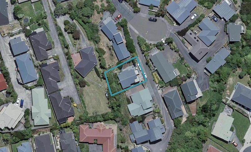 4 Atamira Close, Churton Park, Wellington - Carousel 1