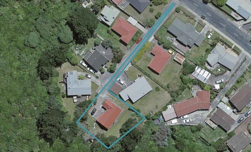 236 Mitchell Street, Brooklyn, Wellington - Carousel 1