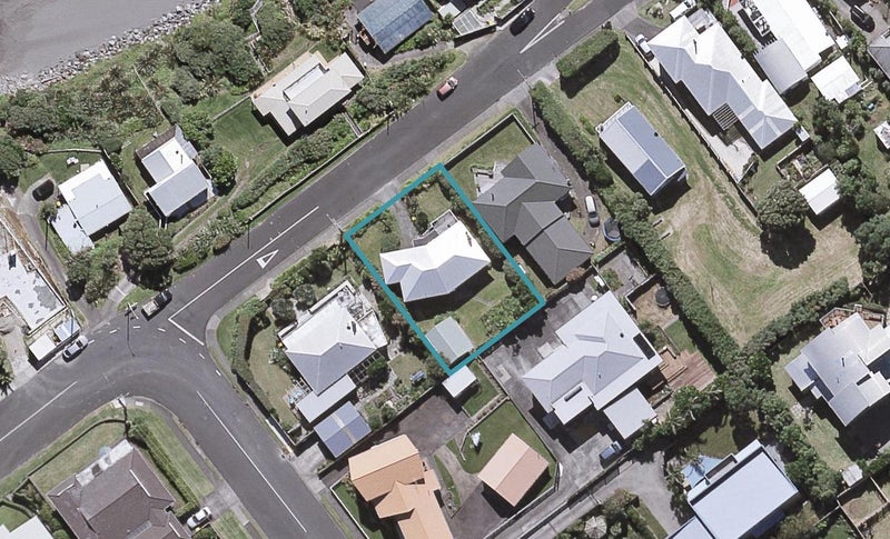 80 Messenger Terrace, Oakura, Oakura - Carousel 1