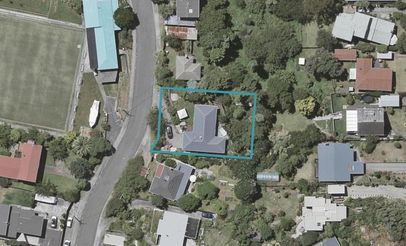 44 Glen Road, Raumati South, Paraparaumu - Carousel 1