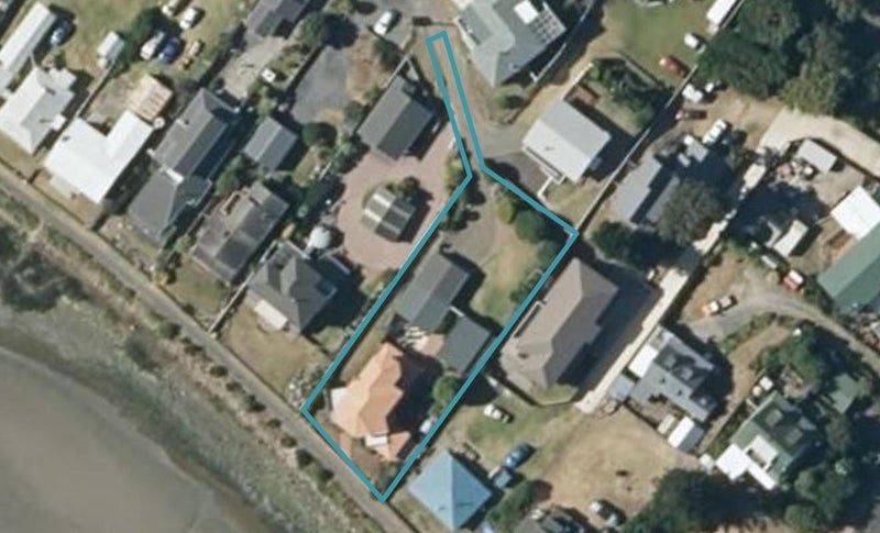 6 Rosvall Place, Foxton Beach, Foxton - Carousel 1