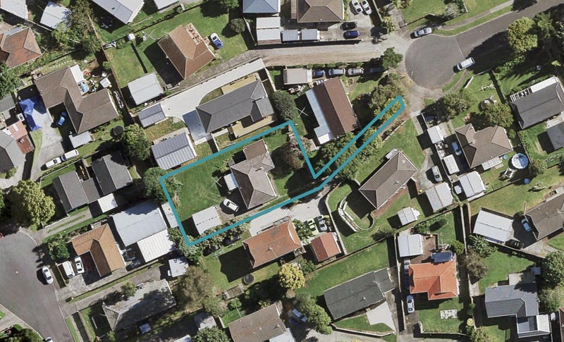 24 Benton Place, Manurewa, Auckland - Carousel 1