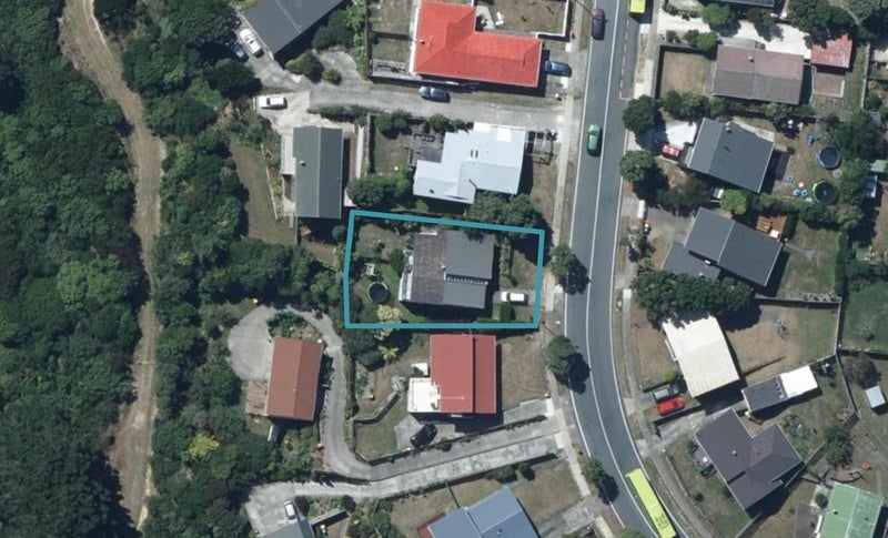 144 Conclusion Street, Ascot Park, Porirua - Carousel 1