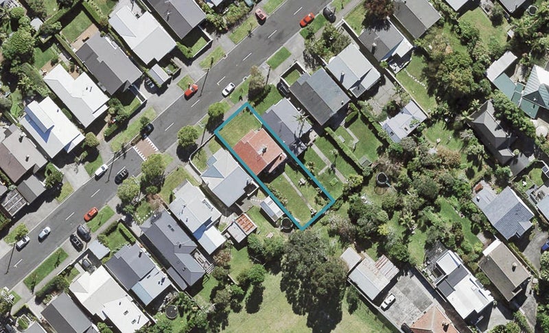 33 Warwick Avenue, Westmere, Auckland - Carousel 1