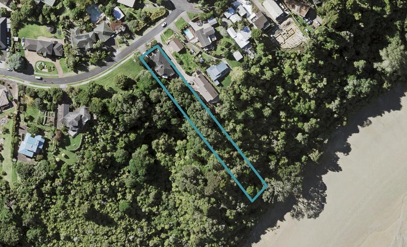 8 Chisbury Terrace, Shelly Park, Auckland - Carousel 1