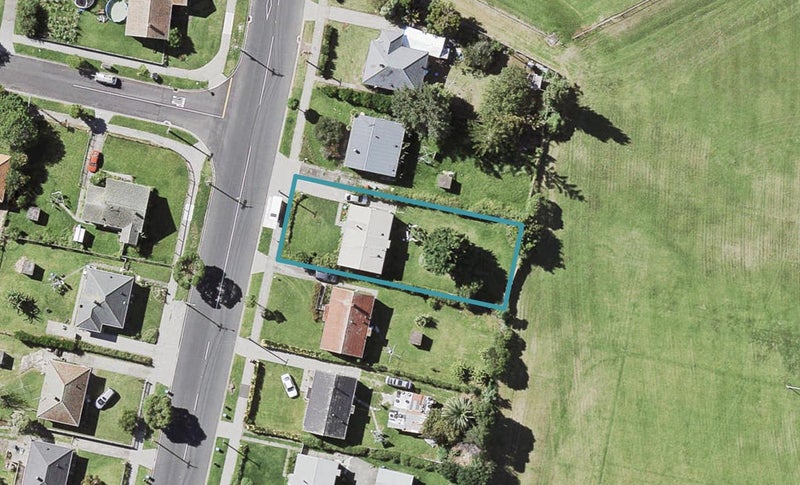 44 Elstree Avenue, Glen Innes, Auckland - Carousel 1