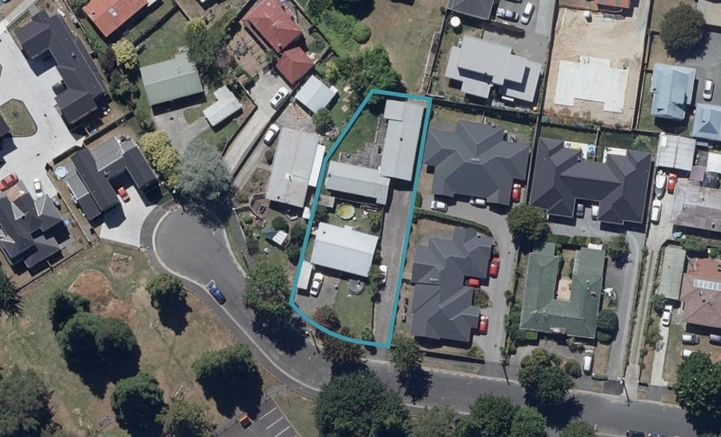 22B Sandleigh Road, Hamilton Lake, Hamilton - Carousel 1