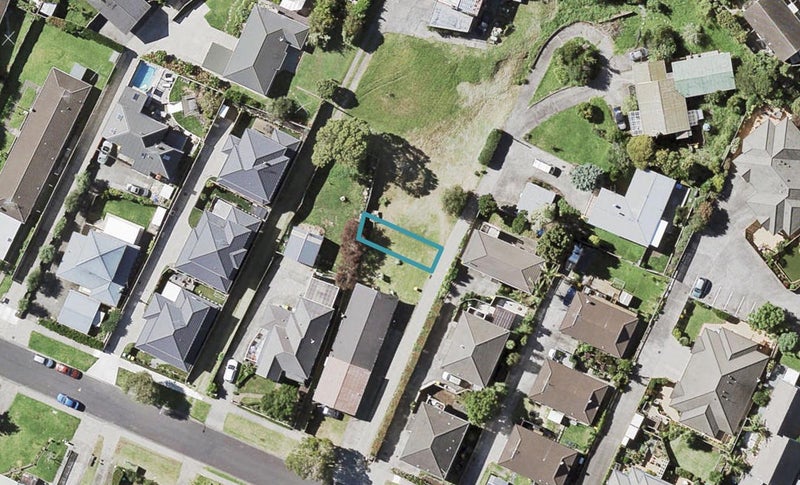 3 Stockade View Lane, Howick, Auckland - Carousel 1