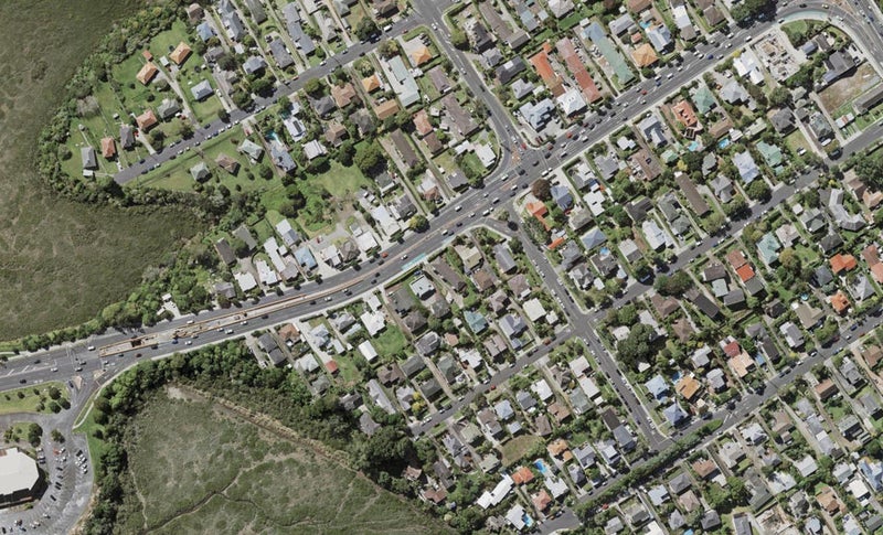 1/28 Esmonde Road, Takapuna, Auckland - Carousel 1