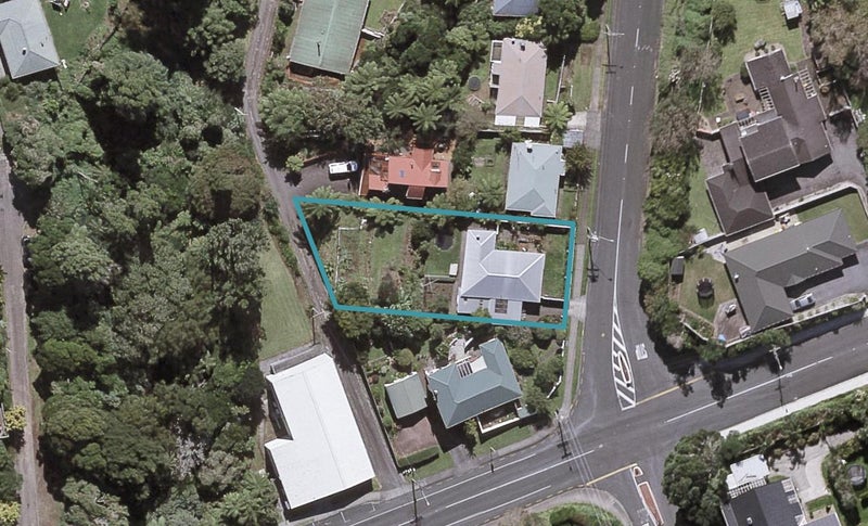 44 Govett Avenue, Frankleigh Park, New Plymouth - Carousel 1
