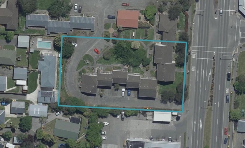 319 Main North Road, Redwood, Christchurch - Carousel 1