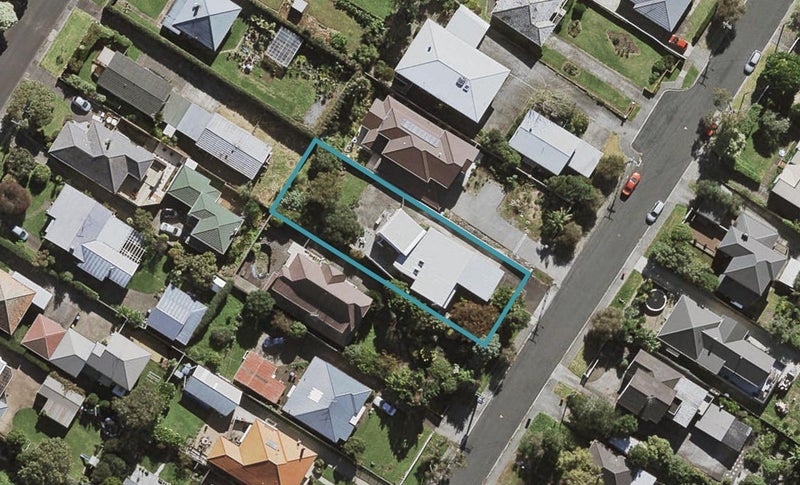 46 Te Kawa Road, Greenlane, Auckland - Carousel 1