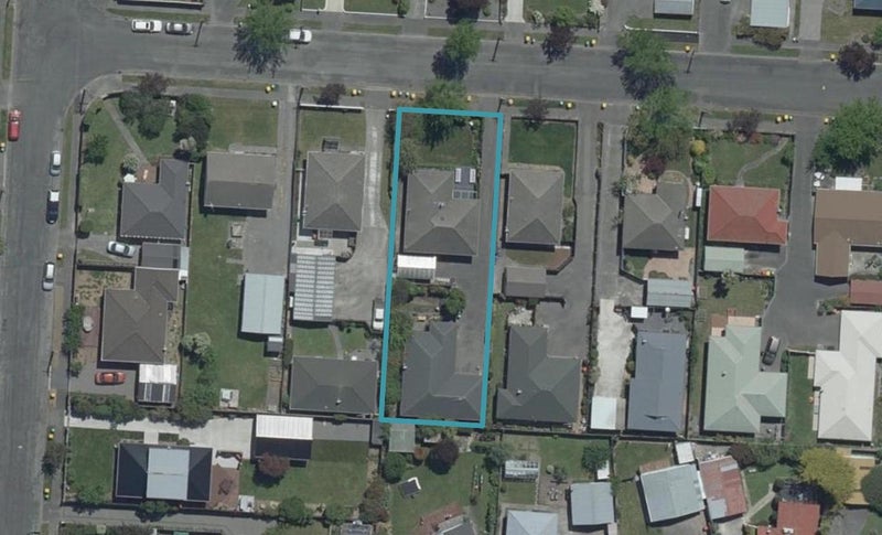 1/8 Dunedin Street, Redwood, Christchurch - Carousel 1