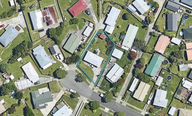 33 Ruby Place, Pukehangi, Rotorua - Carousel 1