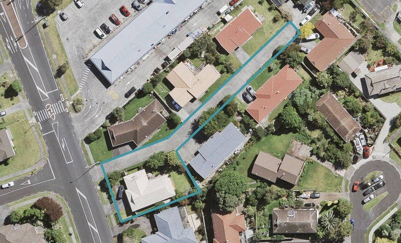 4 Palomino Drive, Henderson, Auckland - Carousel 1