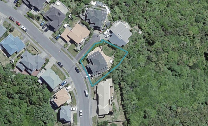 47 Landsdowne Terrace, Karori, Wellington - Carousel 1