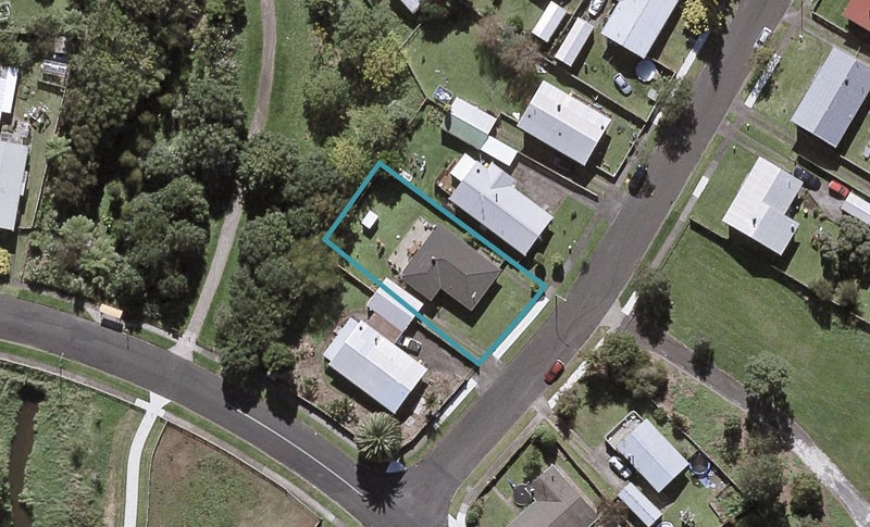 42 Grenville Street, Marfell, New Plymouth - Carousel 1