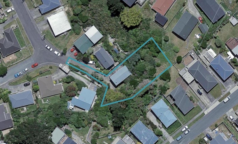 31A Omega Street, Newlands, Wellington - Carousel 1