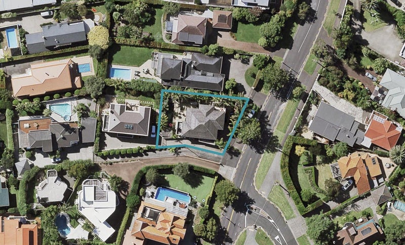 77 Patteson Avenue, Mission Bay, Auckland - Carousel 1